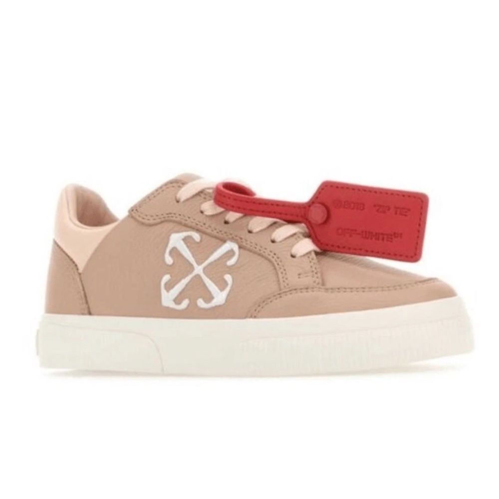RARE Off White Women Powder Pink Leather Low Vulcanized Sneakers Size 39 w/ box